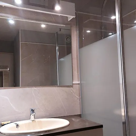 Appartement Pour 6 Aux Pieds Des Pistes Avec Animaux Acceptés - Fr-1-516-7
